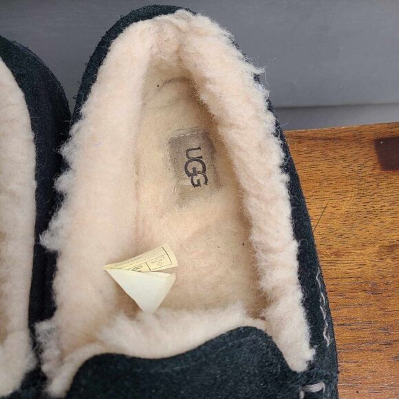 UGG Black Ansley Suede Shearling Slippers size 7 - Picture 3 of 10